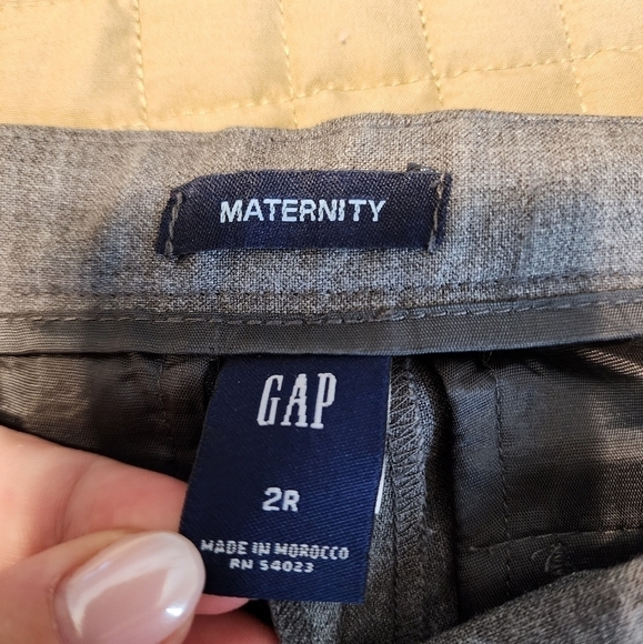 Gap Maternity size 2 R career pants - Picture 7 of 12